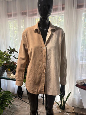 Romwe Color Block Button Down in Brown & Cream Size Large Like New
